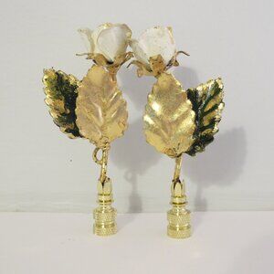 Vintage Italian Tole Gold Leaf Rose Table Lamp Finials. White, Gold, Green